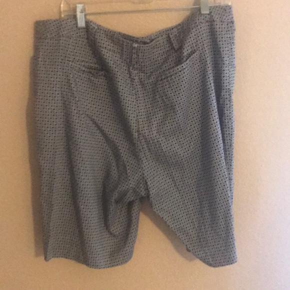 🆑George Bermuda! - Picture 2 of 8